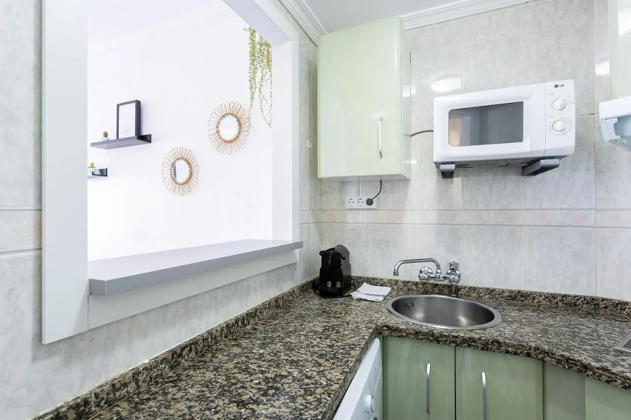 Pretty Studio, Torremolinos By Alohamalaga Apartment